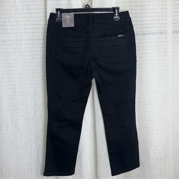 Chico’s 0 S 4 Black Crop So Slimming 24” Studded Pocket Details Jeans - Picture 5 of 12